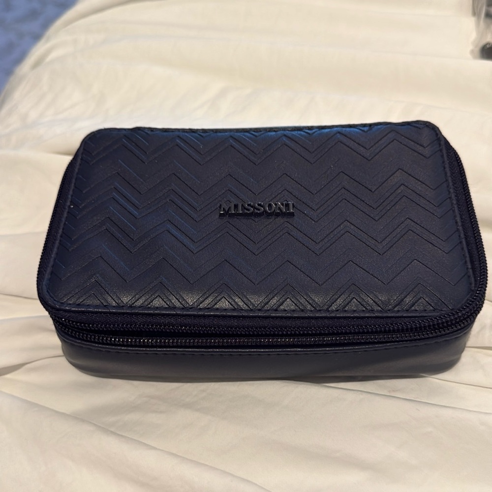 MISSONI for Delta One Amenity Kit
